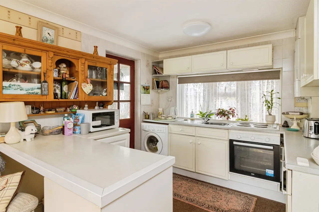 Totnes Road, Paignton, TQ4, photo 7