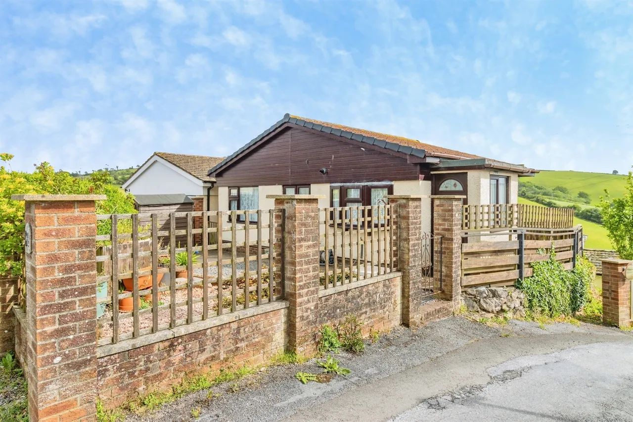 Totnes Road, Paignton, TQ4, photo 2