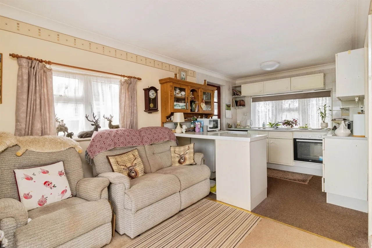 Totnes Road, Paignton, TQ4, photo 8