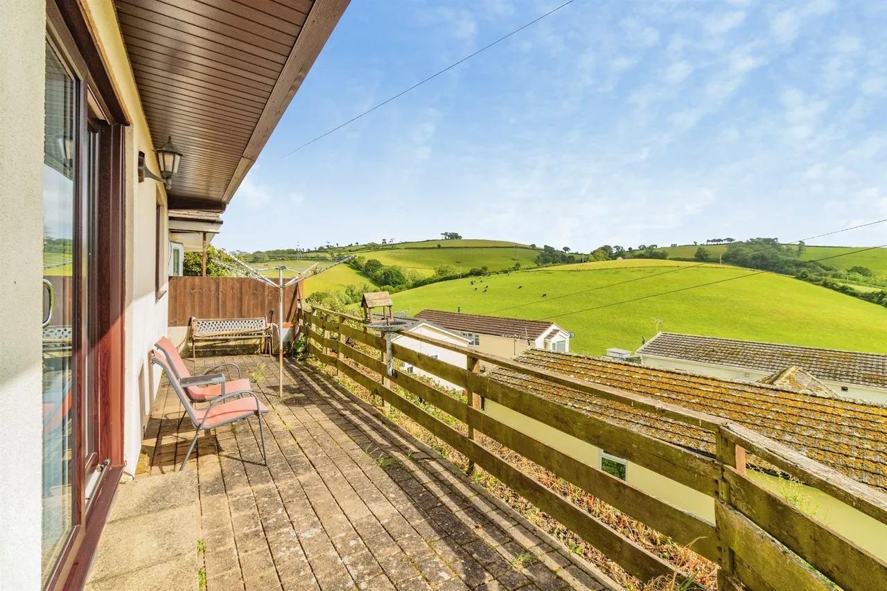 Totnes Road, Paignton, TQ4, photo 16