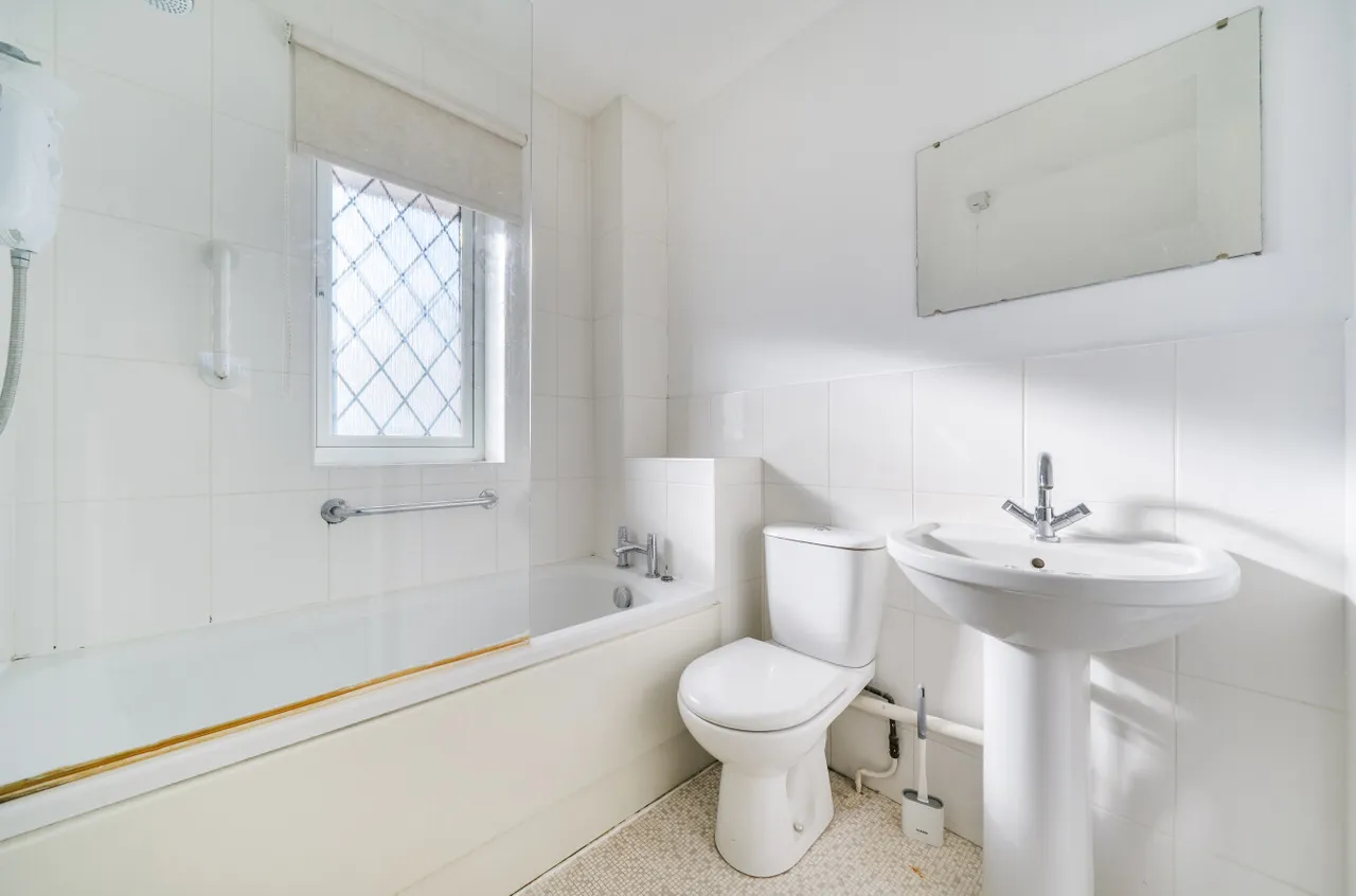 Challis Place, Bracknell, RG42, photo 8