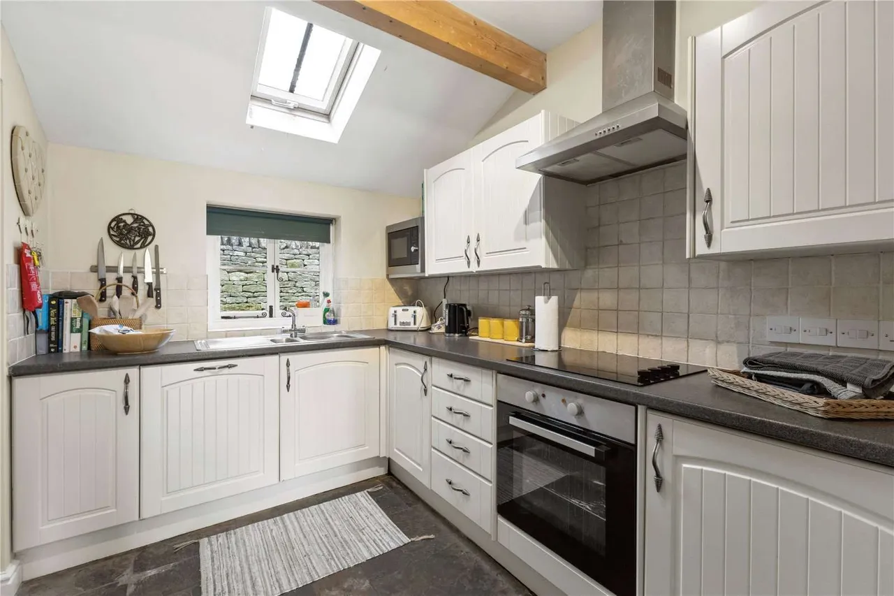 Brockhampton, Cheltenham, Gloucestershire, GL54 5XQ, photo 5