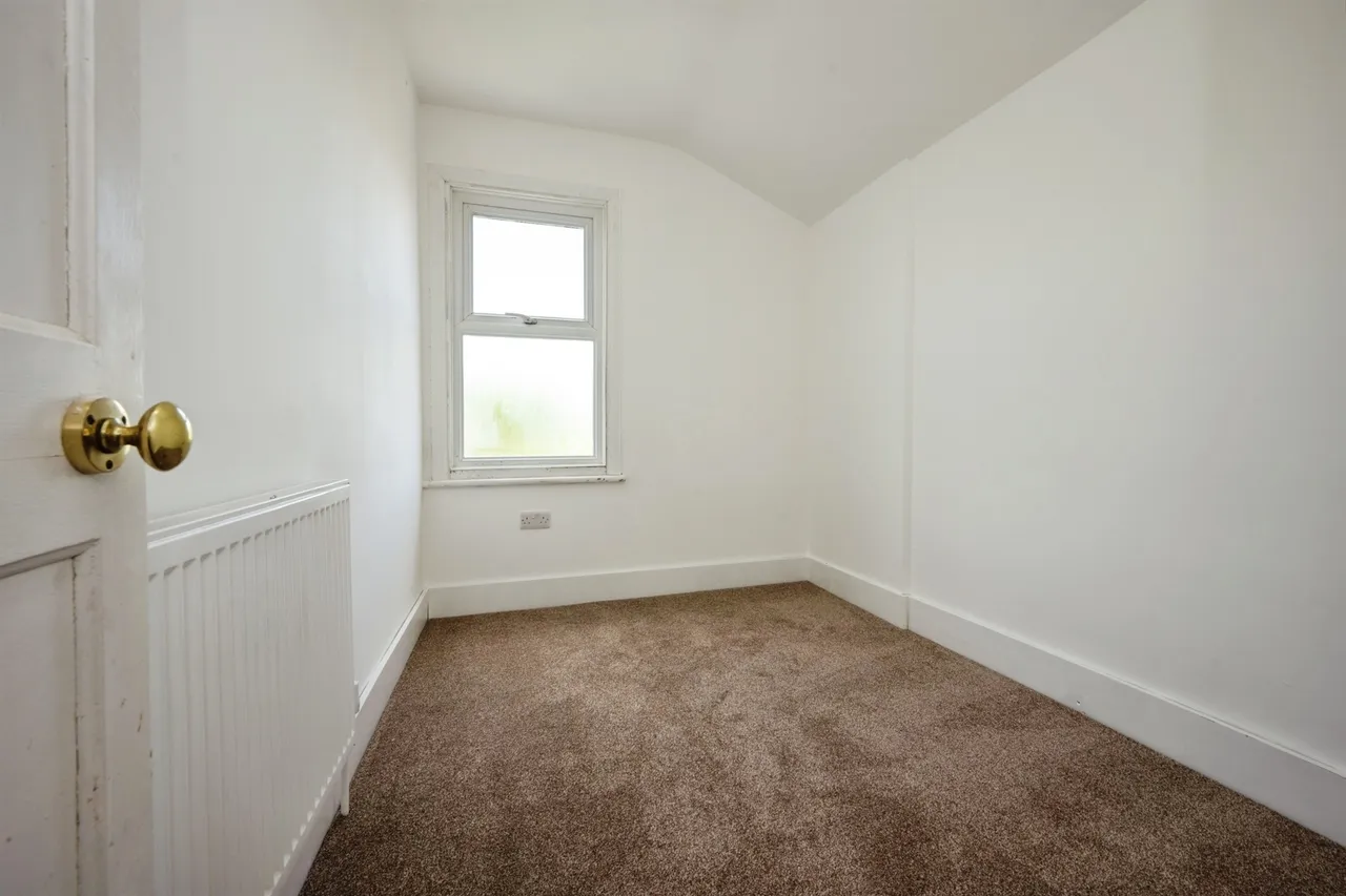 Howard Avenue, Bedford, MK40, photo 11