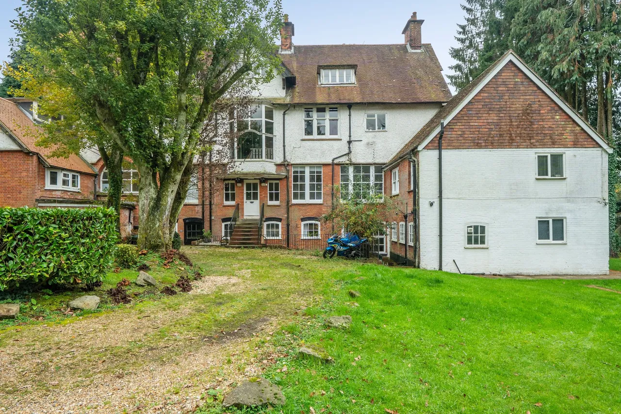 Tower Road, Heatherbank, GU26, photo 7