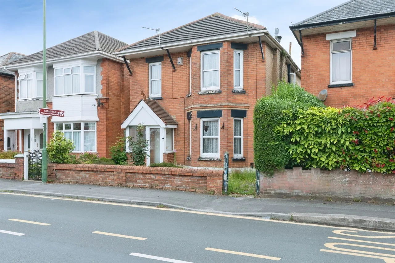 4 bed house for sale — Bengal Road, Bournemouth