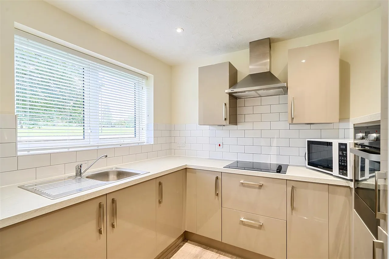 Normandy Drive, Yate, BS37, photo 5
