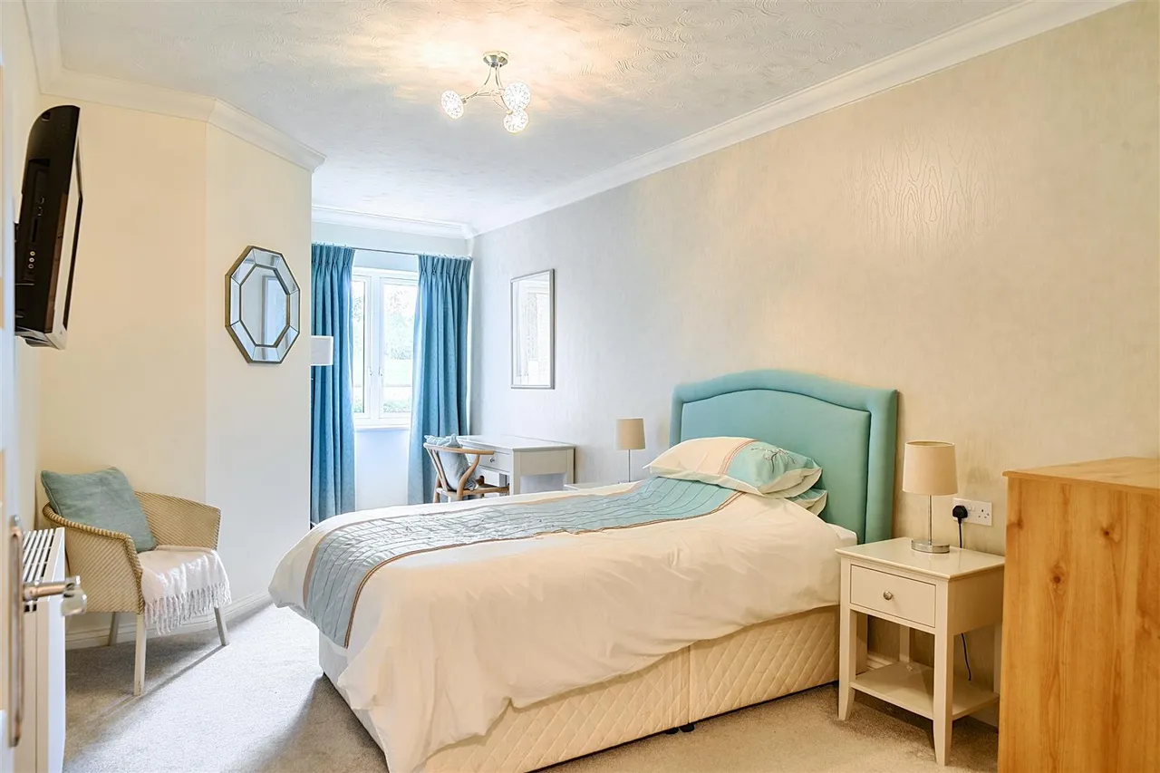 Normandy Drive, Yate, BS37, photo 7