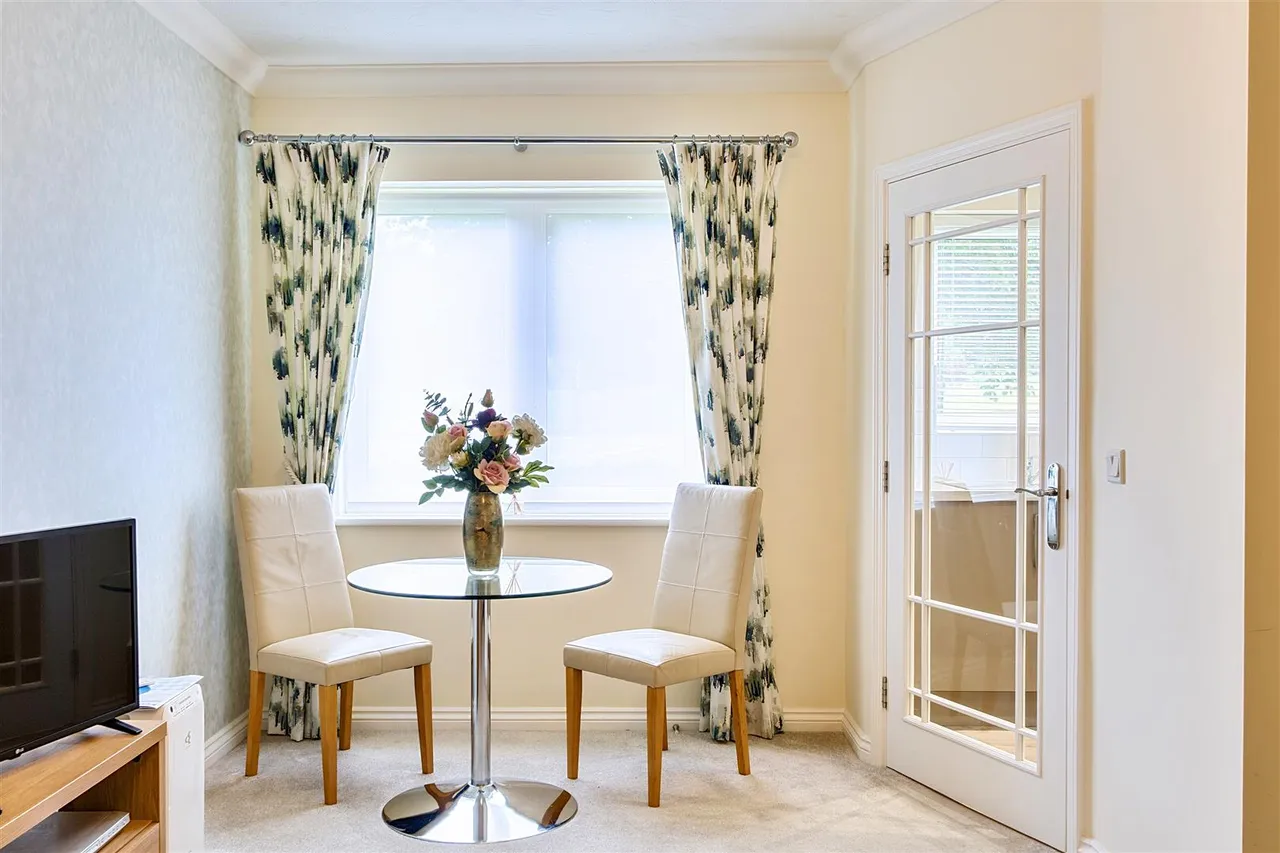 Normandy Drive, Yate, BS37, photo 4