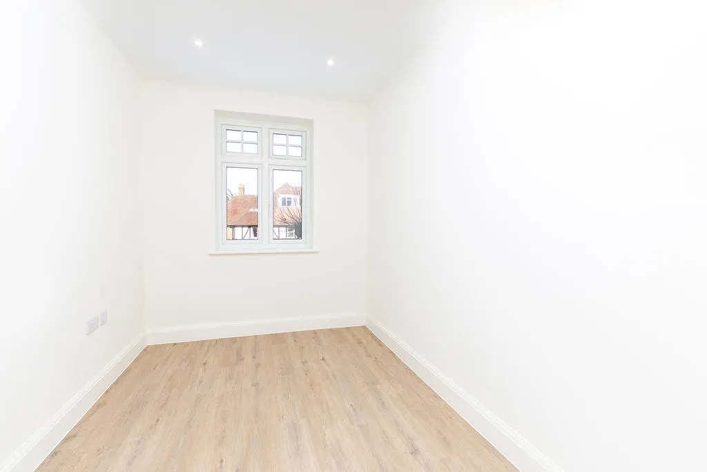 18 Brambledown Road, South Croydon CR2 0BL, photo 11