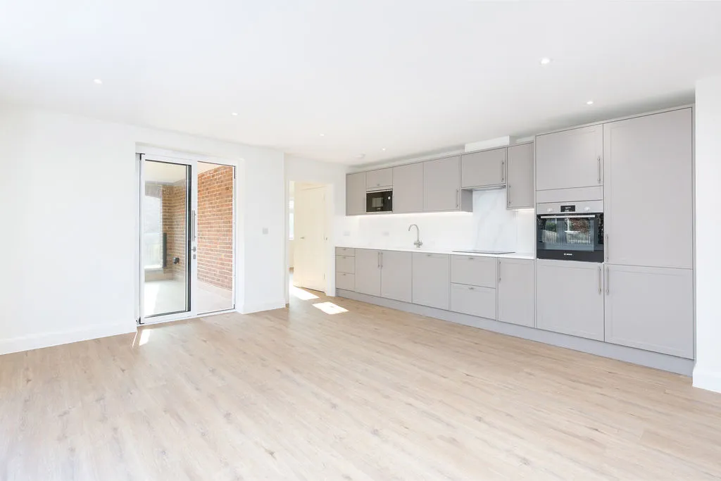18 Brambledown Road, South Croydon CR2 0BL, photo 5