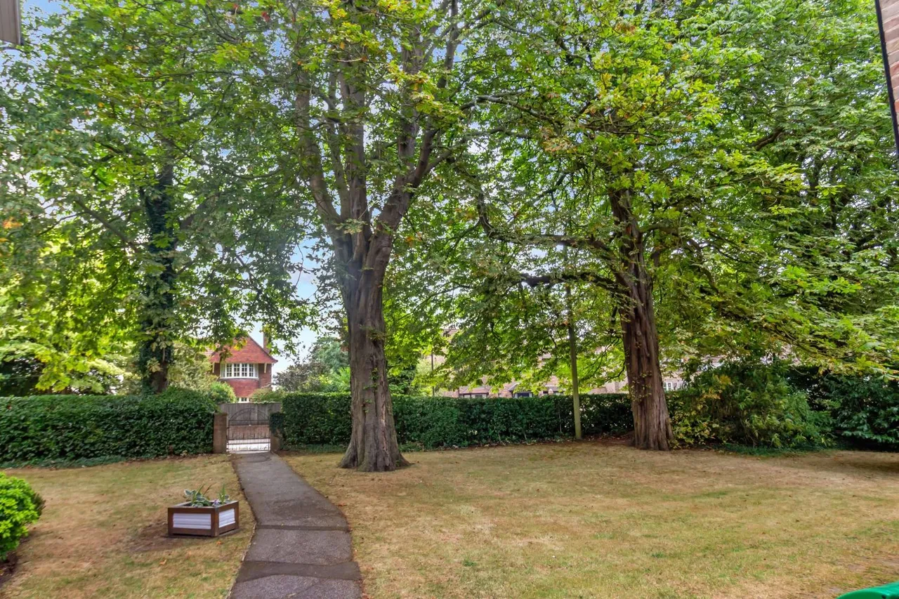 Aldersyde Court, York, YO24, photo 8