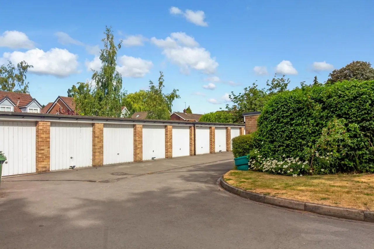 Aldersyde Court, York, YO24, photo 20