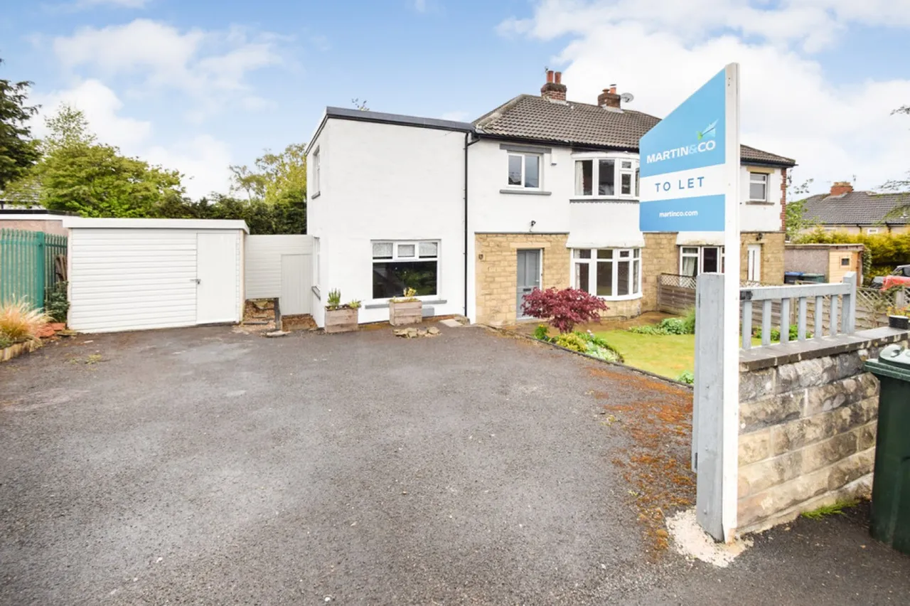 4 bed house to rent, Nab Wood Drive, Nab Wood, BD18