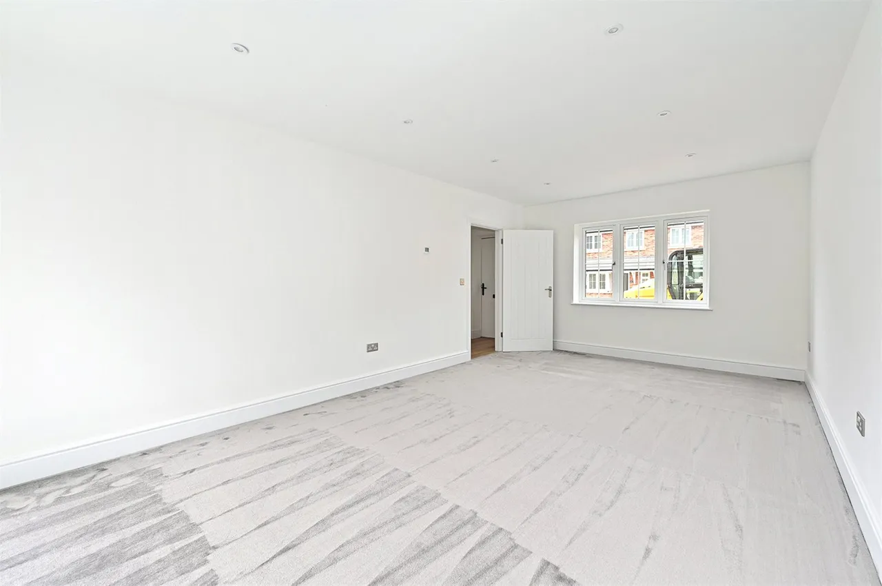 Spindle Close, Church Crookham, Fleet, Hampshire, GU52 0AP, photo 10