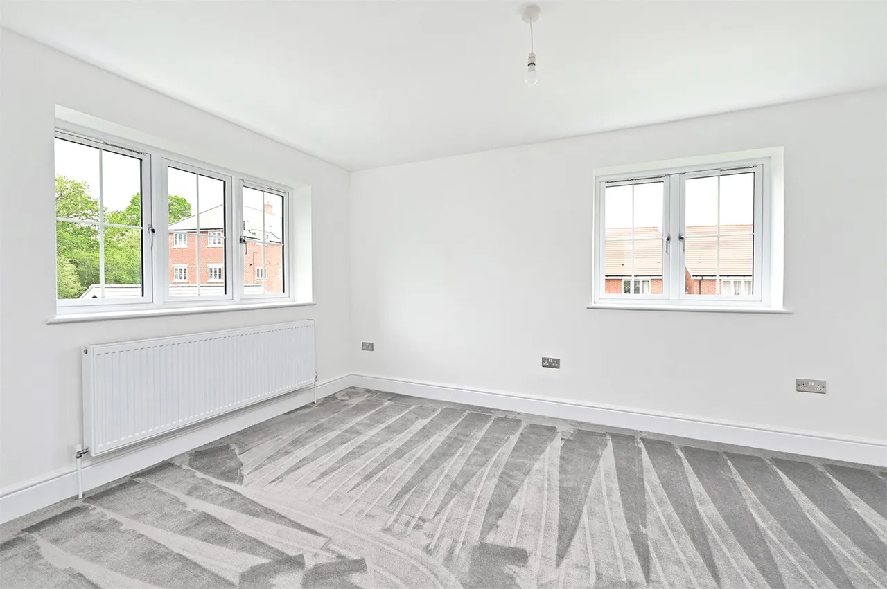 Spindle Close, Church Crookham, Fleet, Hampshire, GU52 0AP, photo 6