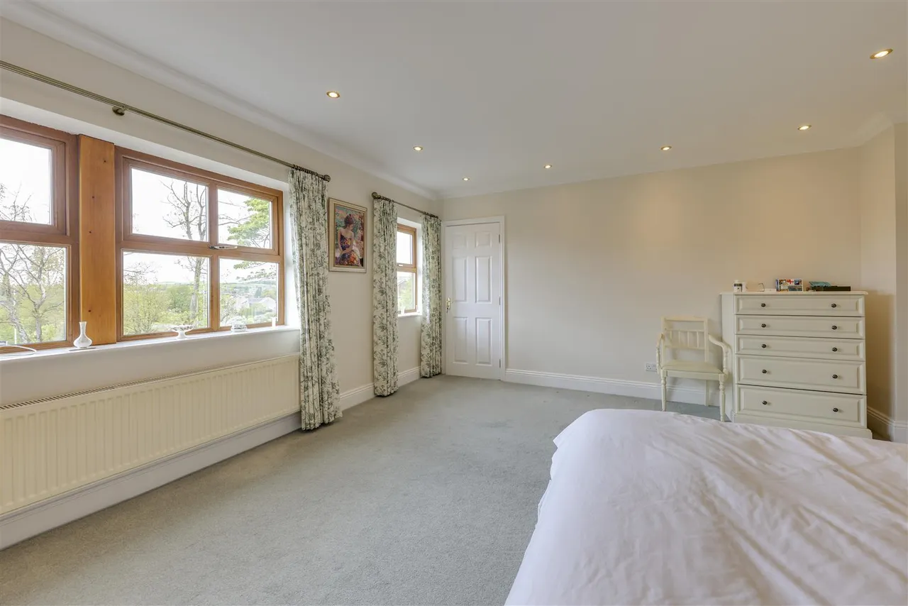 Rochdale Road, Bacup, photo 21