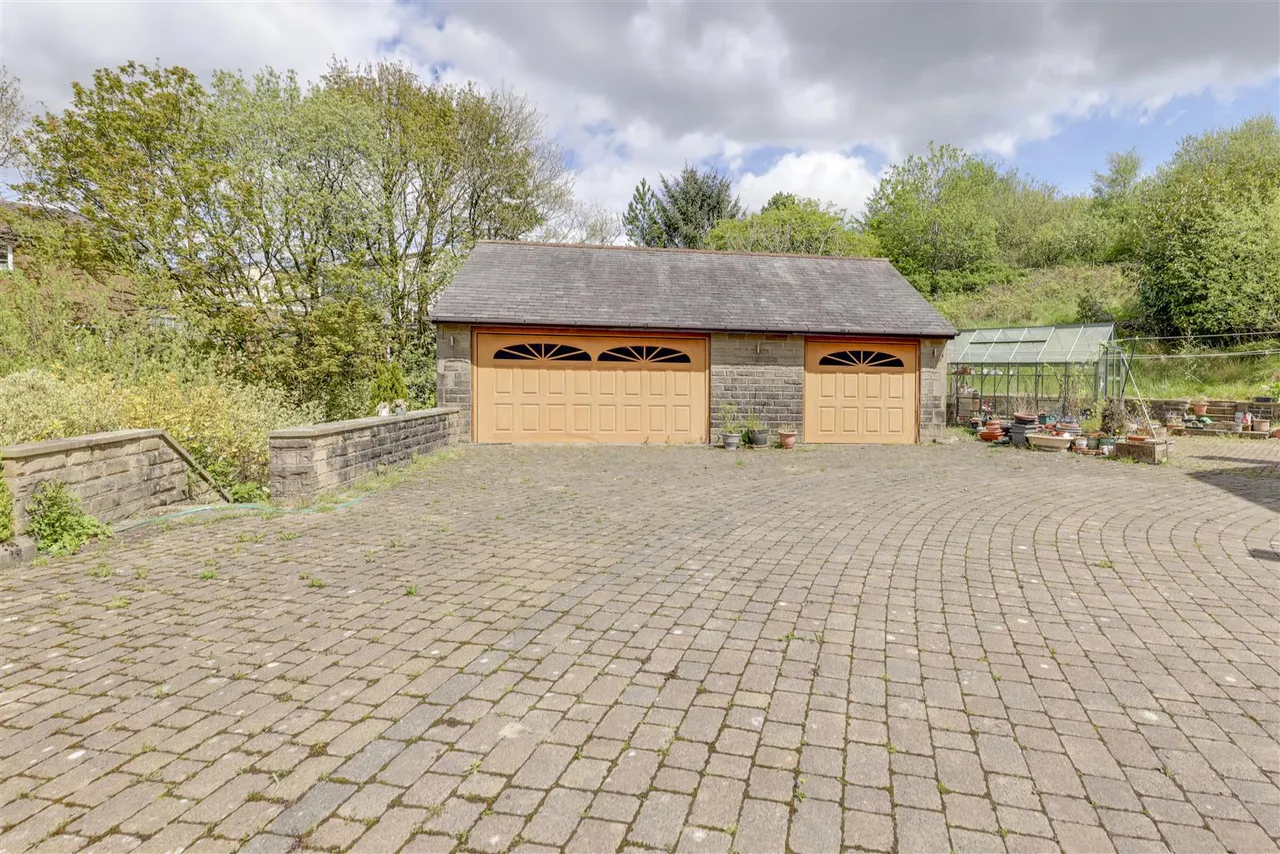 Rochdale Road, Bacup, photo 39