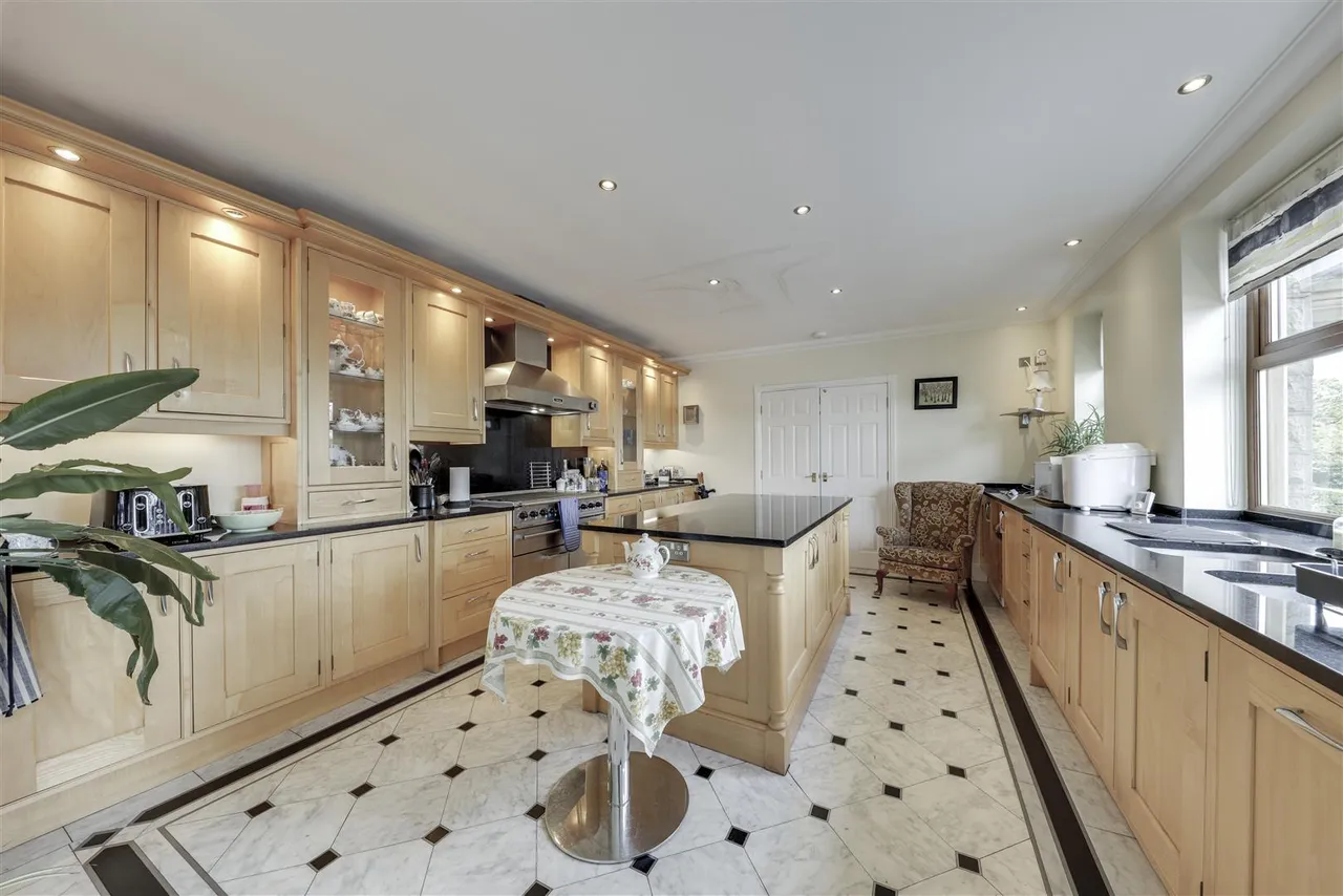 Rochdale Road, Bacup, photo 15