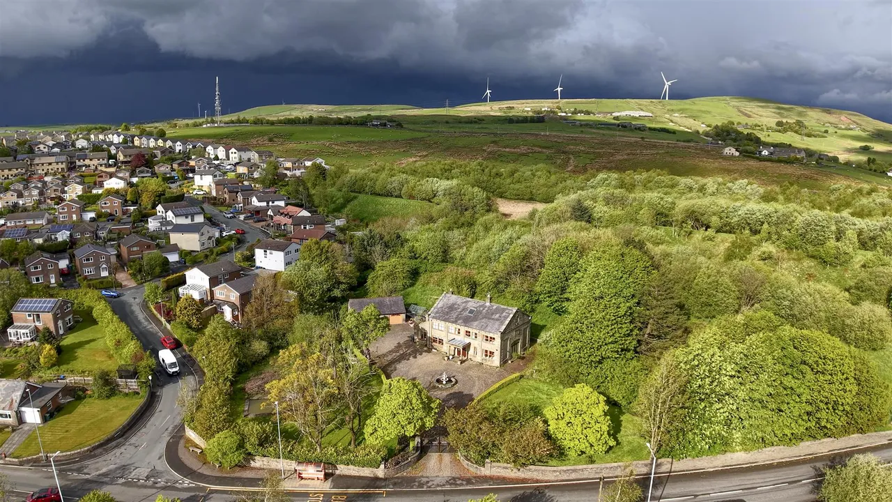 Rochdale Road, Bacup, photo 44