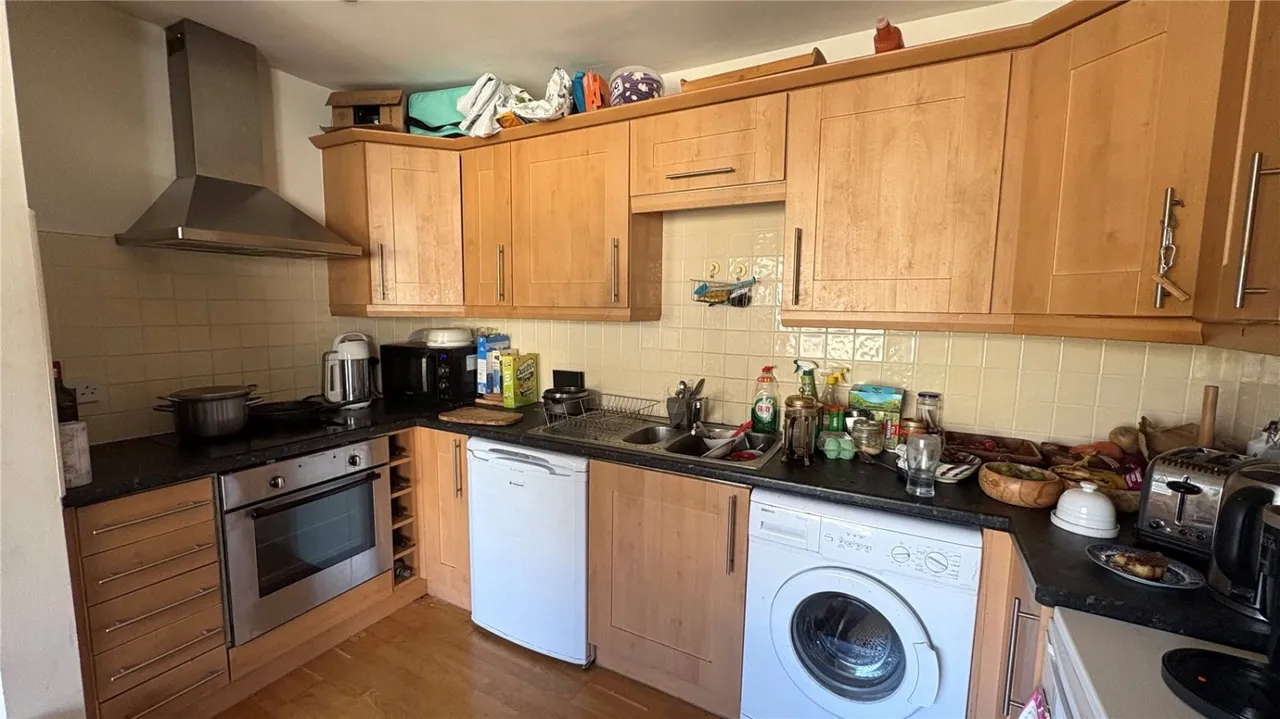 Scoresby Street, Bradford, BD1, photo 5