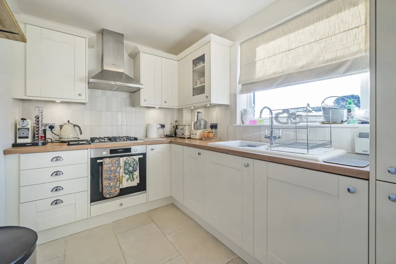 Court Downs Road, Beckenham, BR3, photo 2