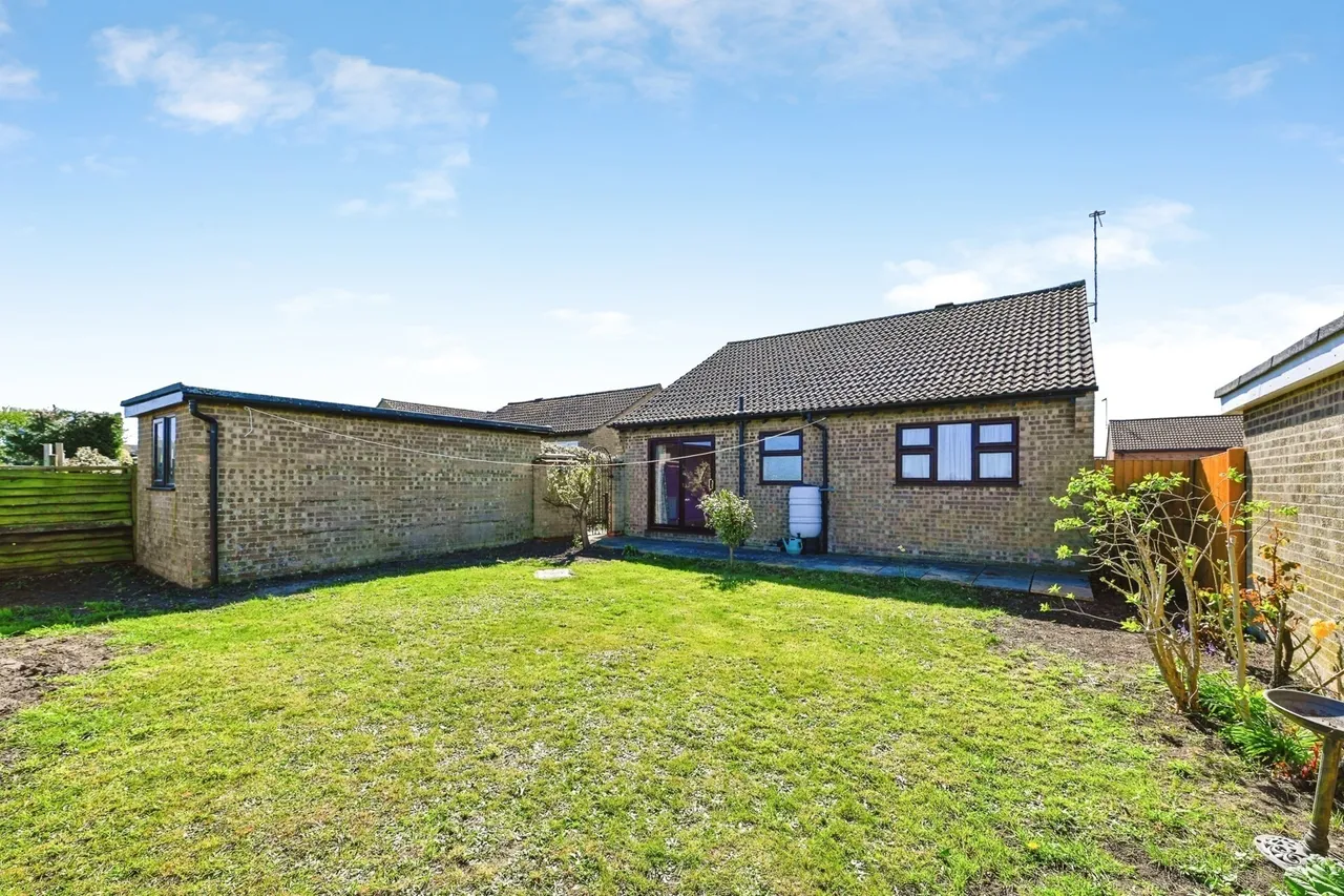 Kingfisher Road, Downham Market, Norfolk, PE38, photo 3