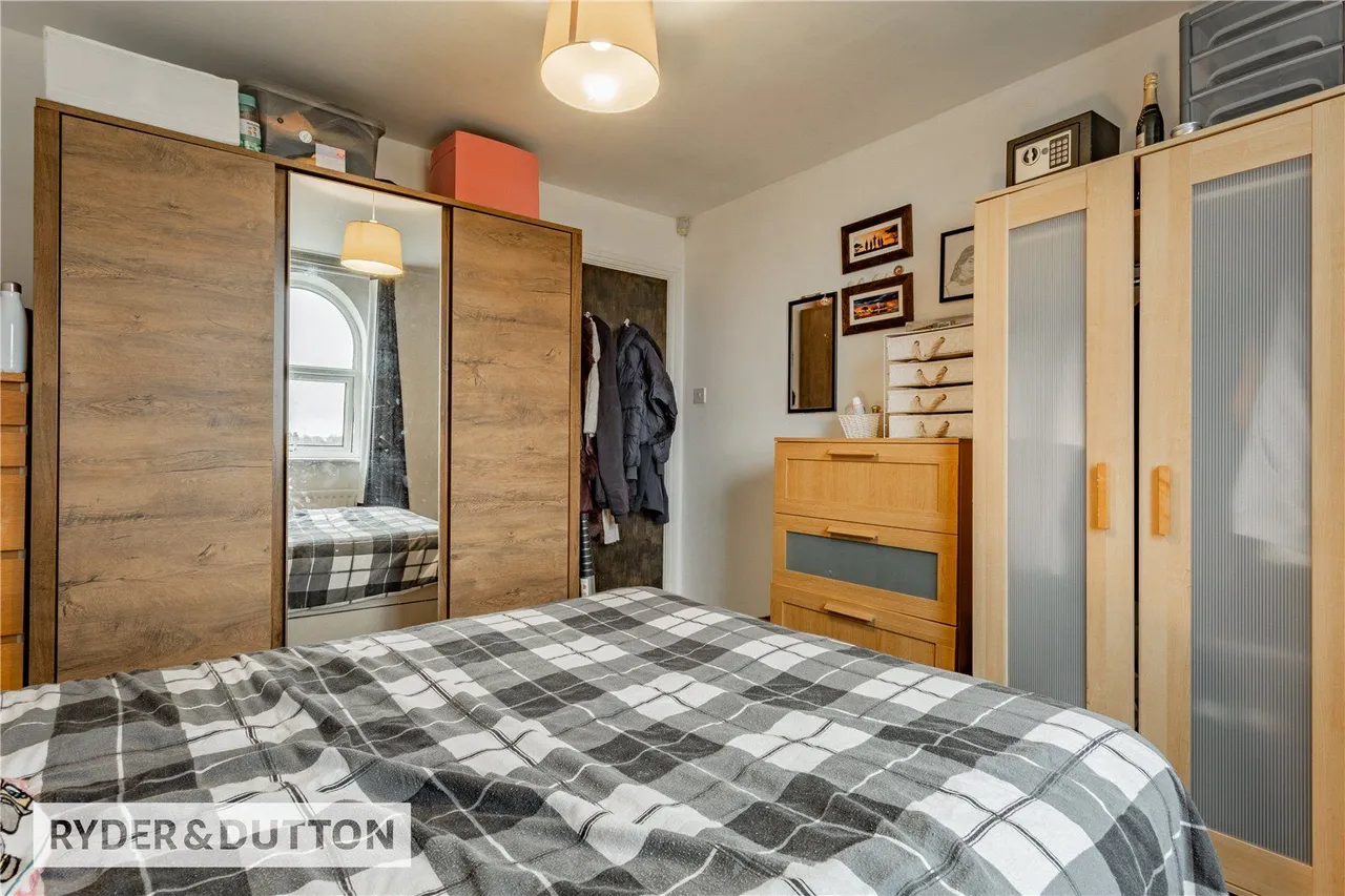 Hilltop Drive, Royton, OL2, photo 8