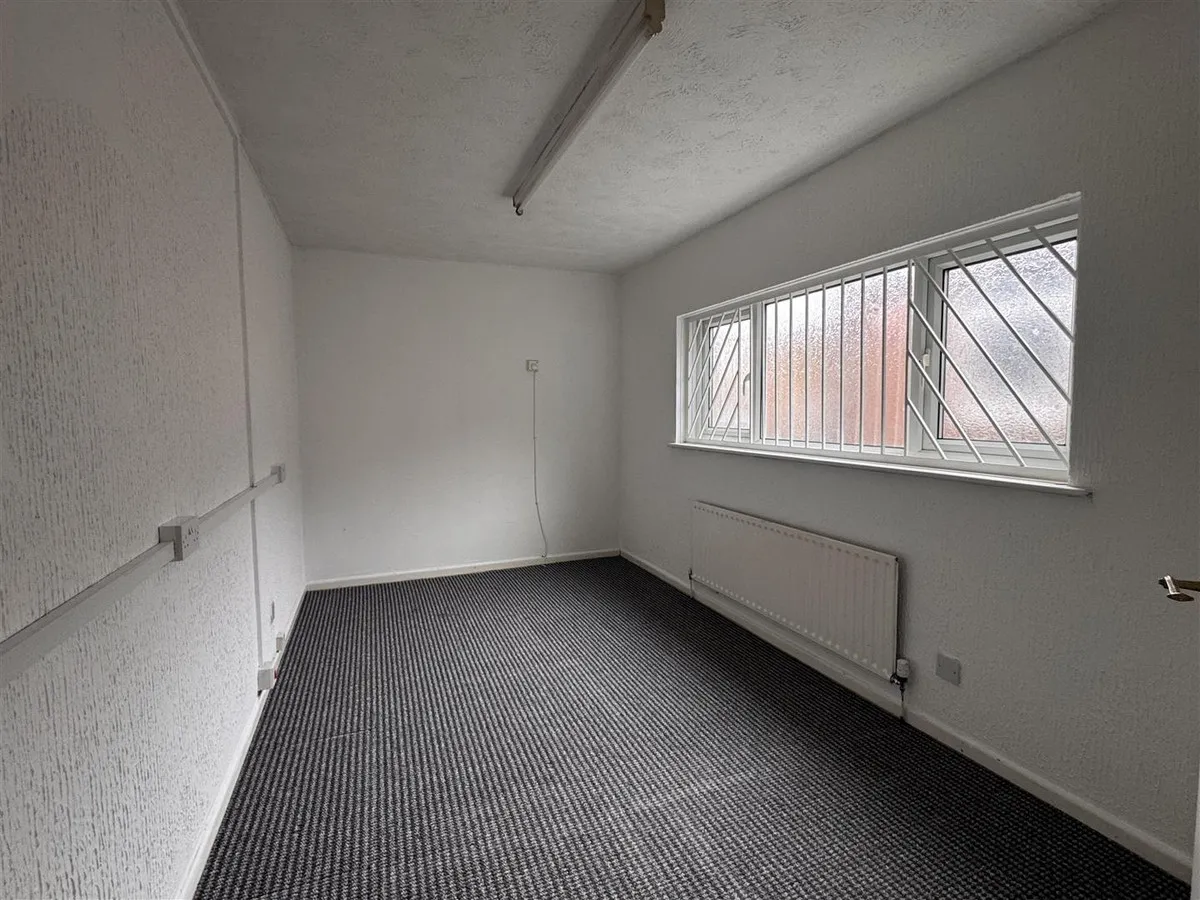 Tower Square, Stoke-On-Trent, ST6, photo 4