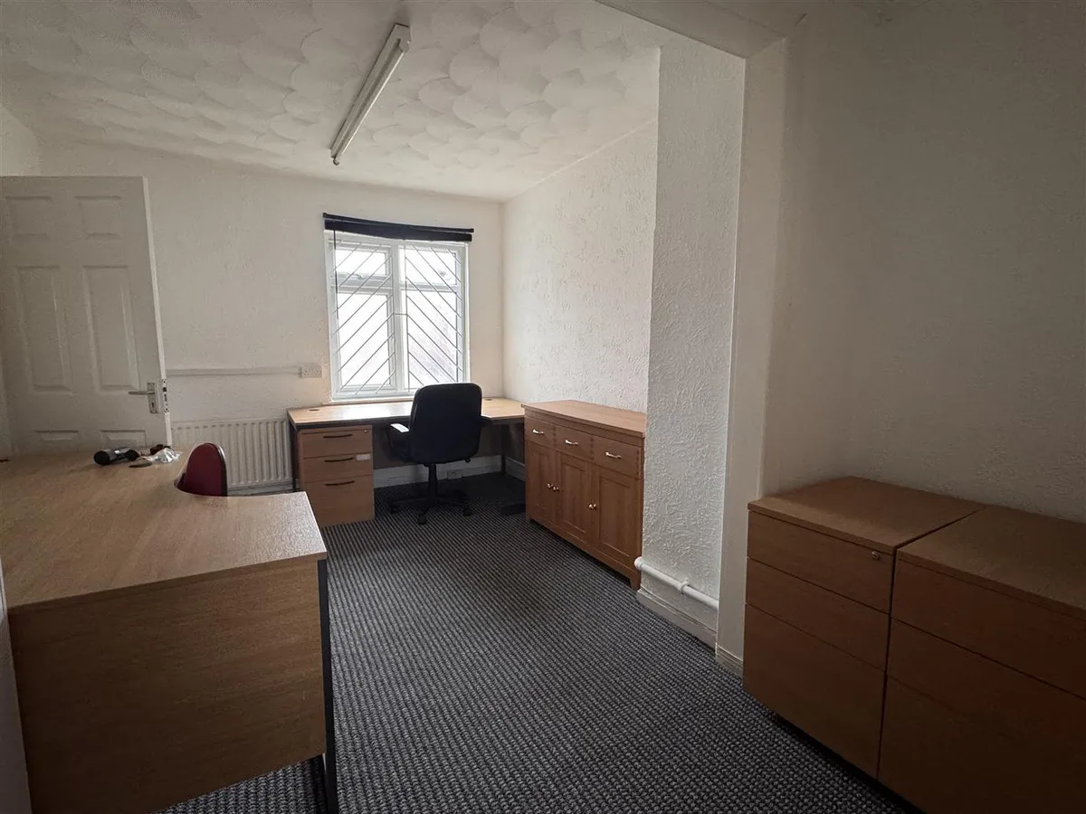 Tower Square, Stoke-On-Trent, ST6, photo 5