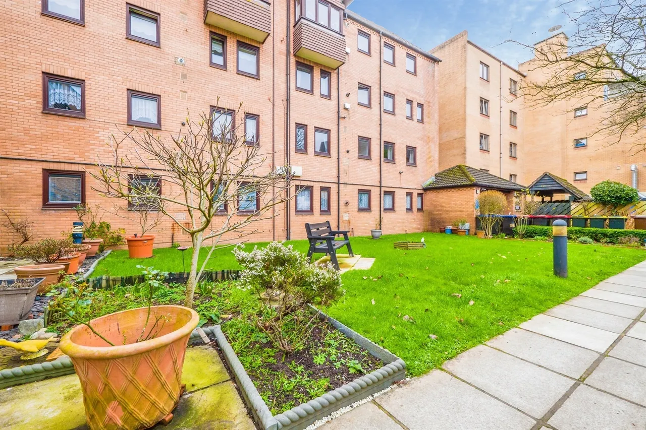 2 bed retirement property for sale, Wordsworth Avenue, Roath, CF24