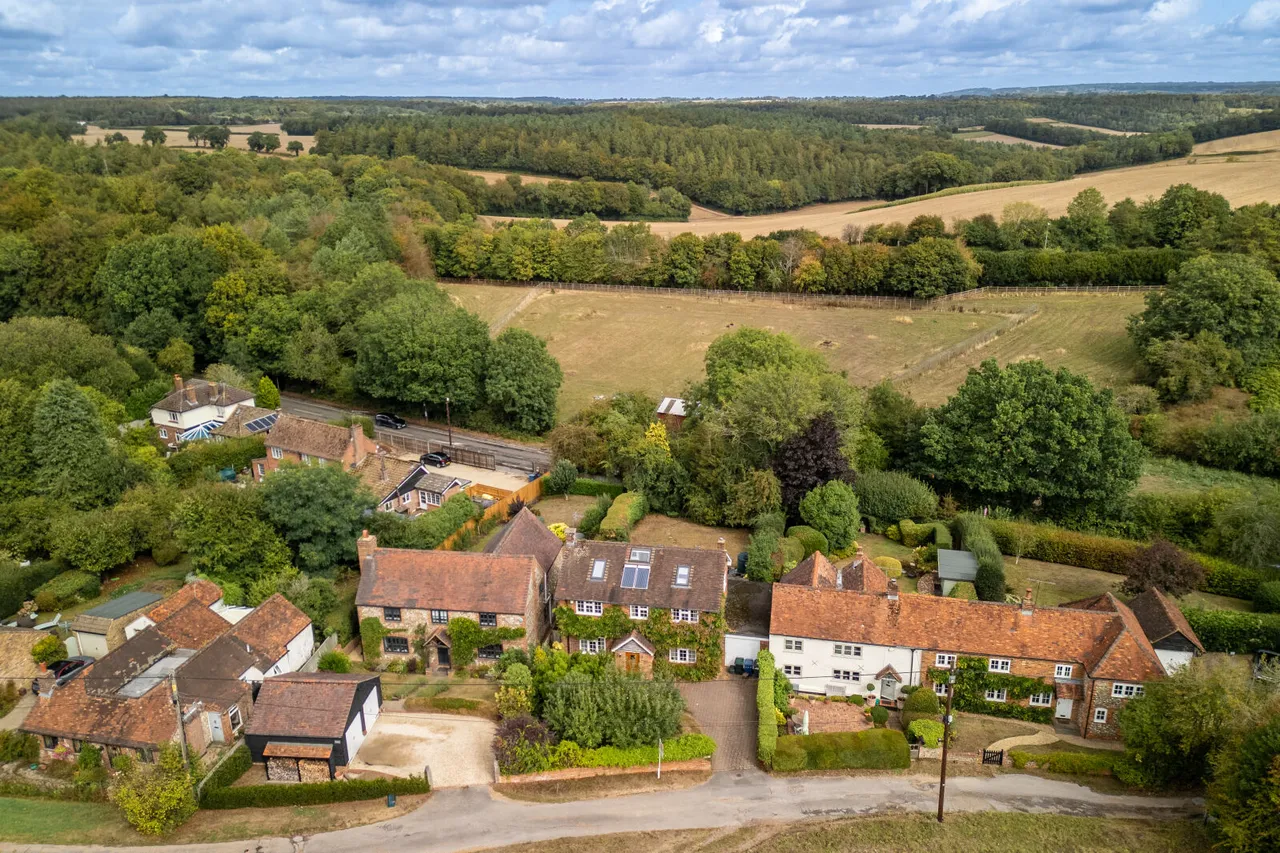 Cadmore End, High Wycombe, HP14, photo 16