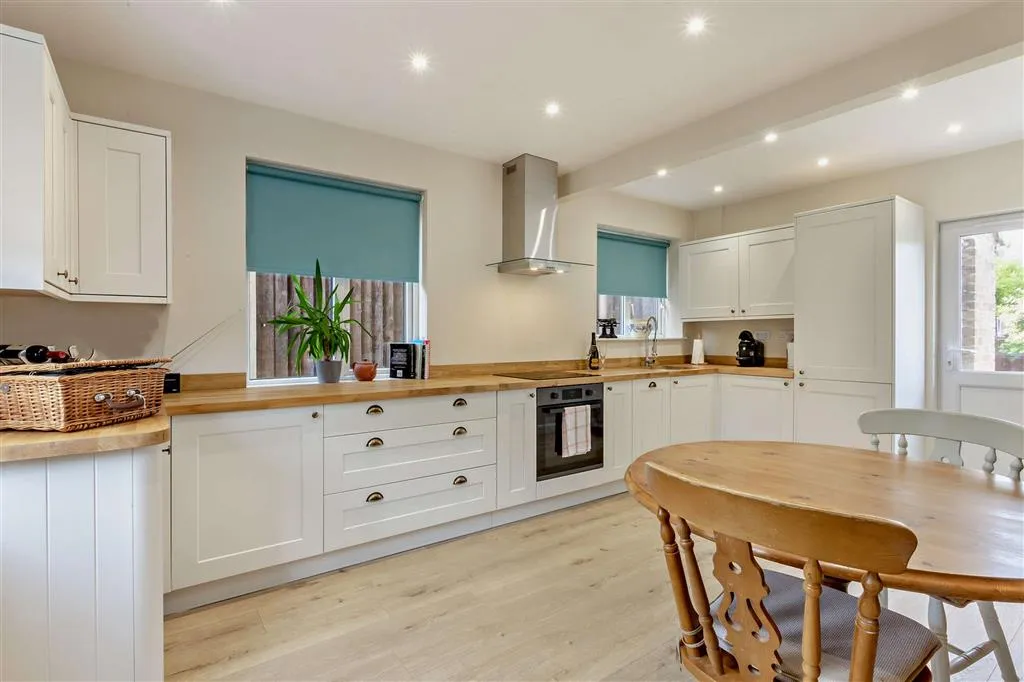 Elton Road, Wansford, PE8, photo 4