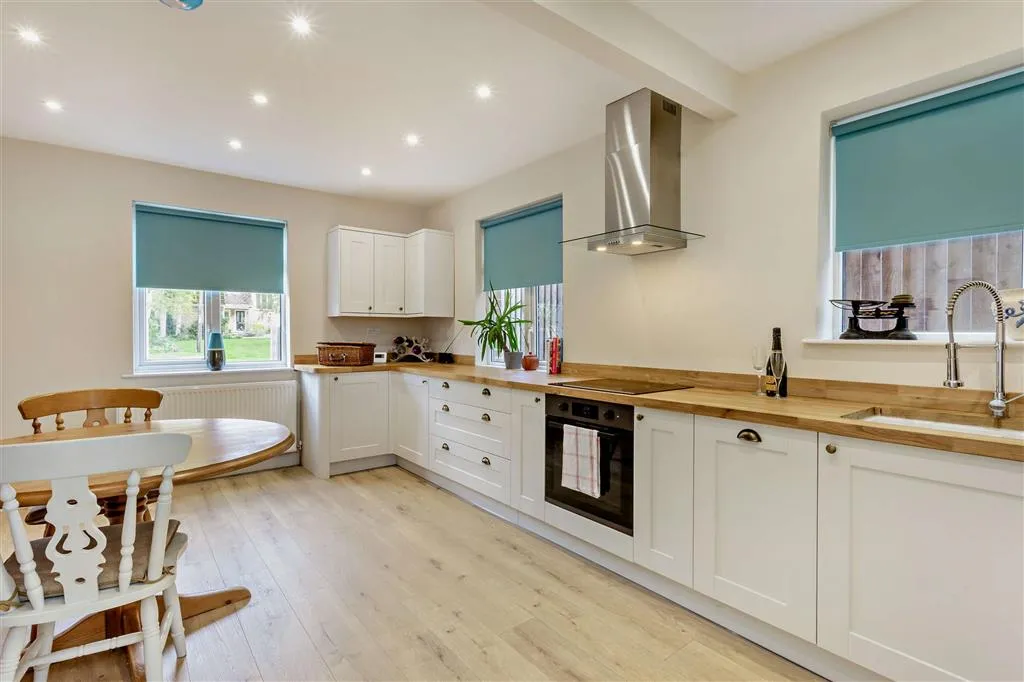 Elton Road, Wansford, PE8, photo 3