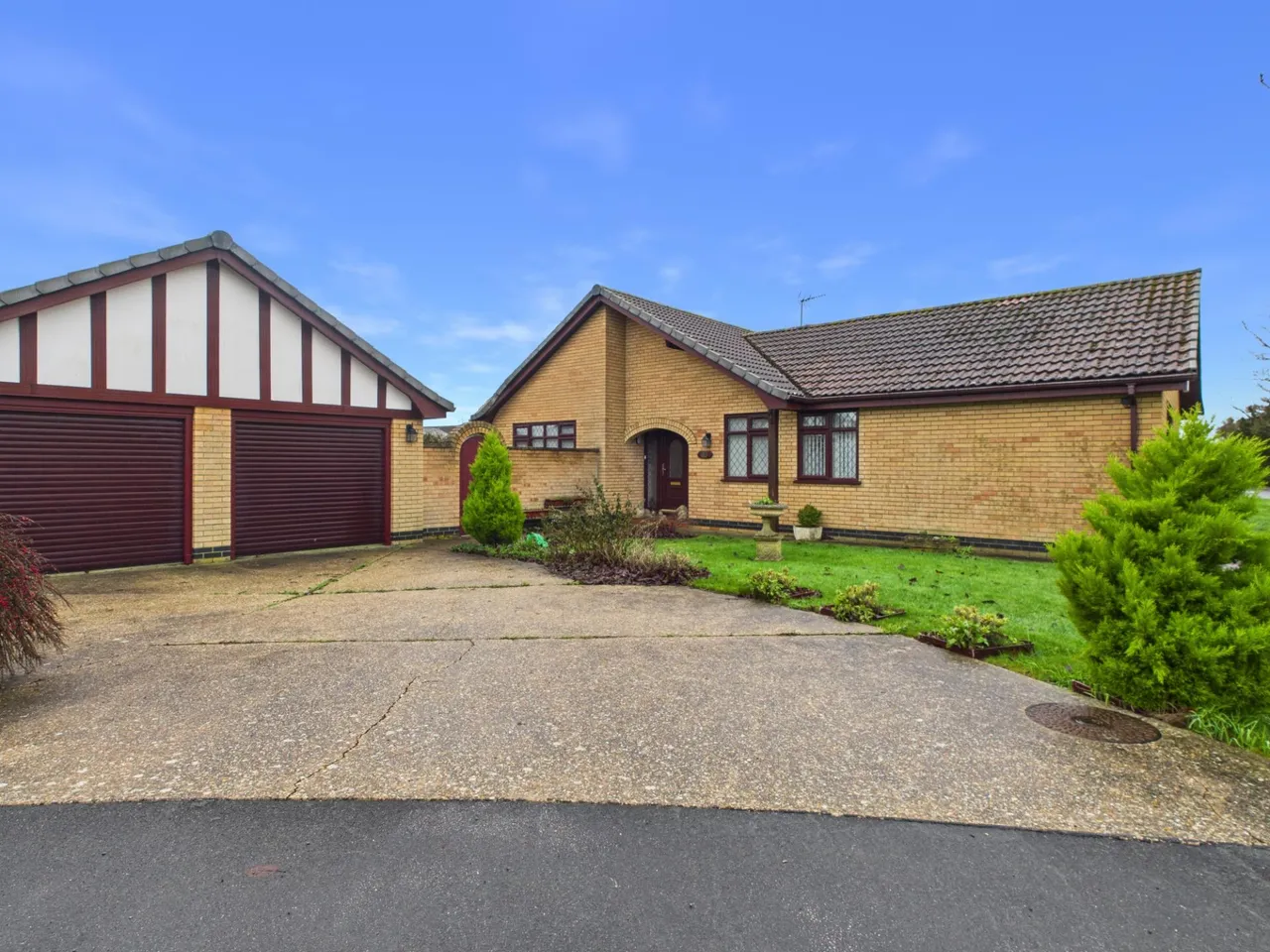 3 bed house for sale, Sharmans Close, Sutton on Sea, LN12