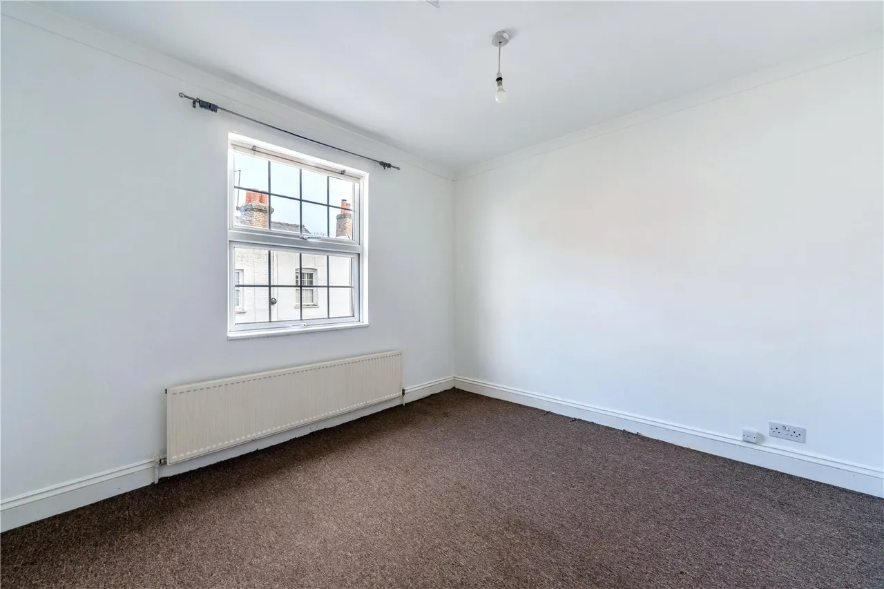 Church Street, Hampton, TW12 2EB, photo 4