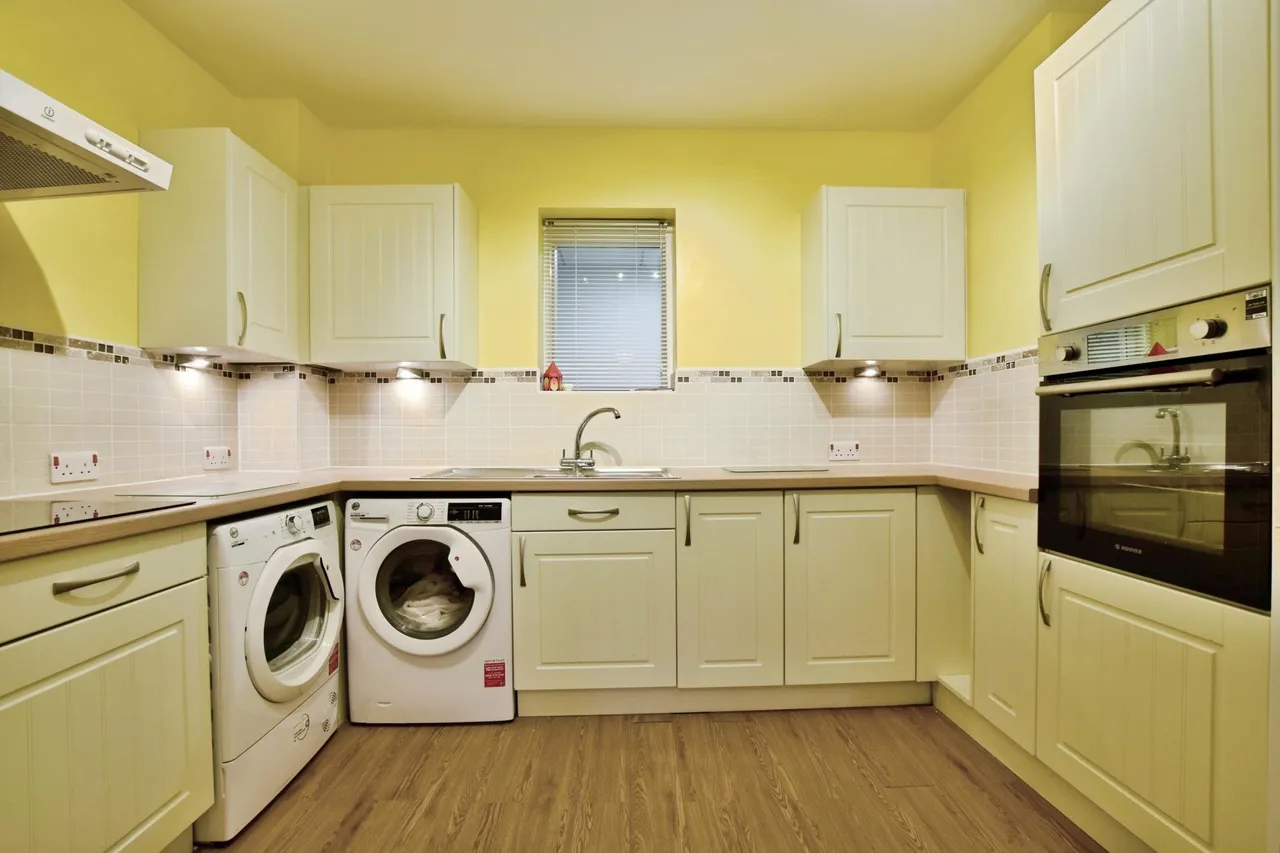 East Road, Middlewich, CW10, photo 8