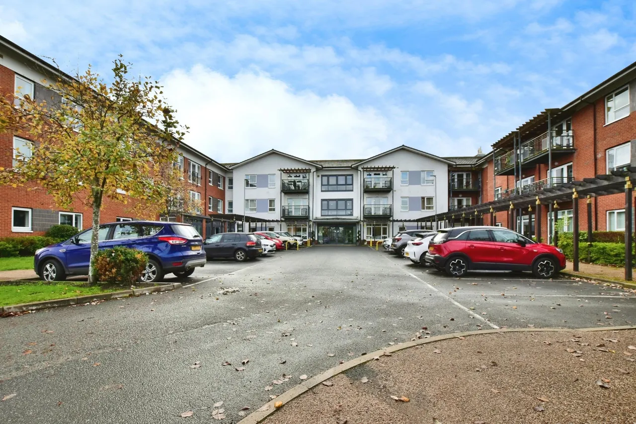 2 bed retirement property for sale, East Road, Middlewich, CW10