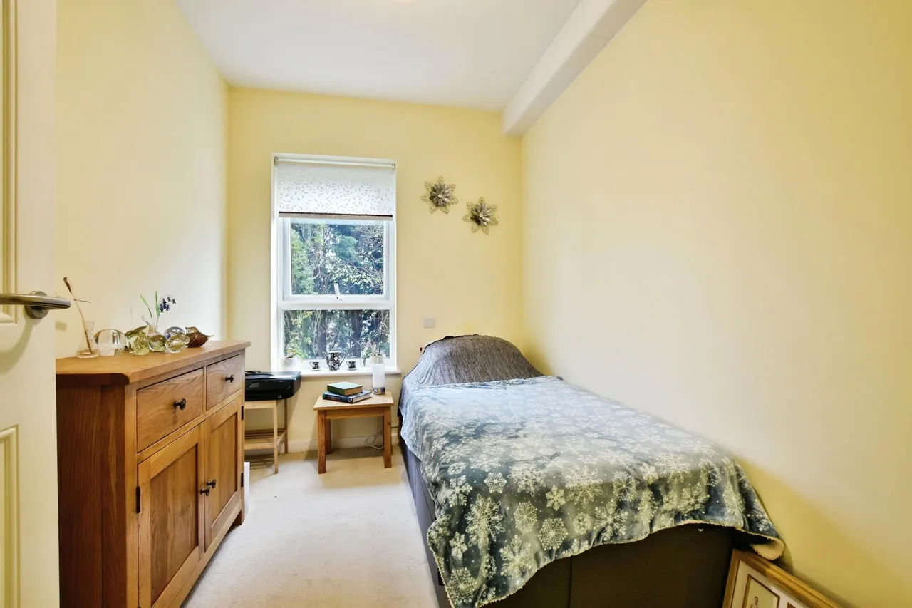 East Road, Middlewich, CW10, photo 4