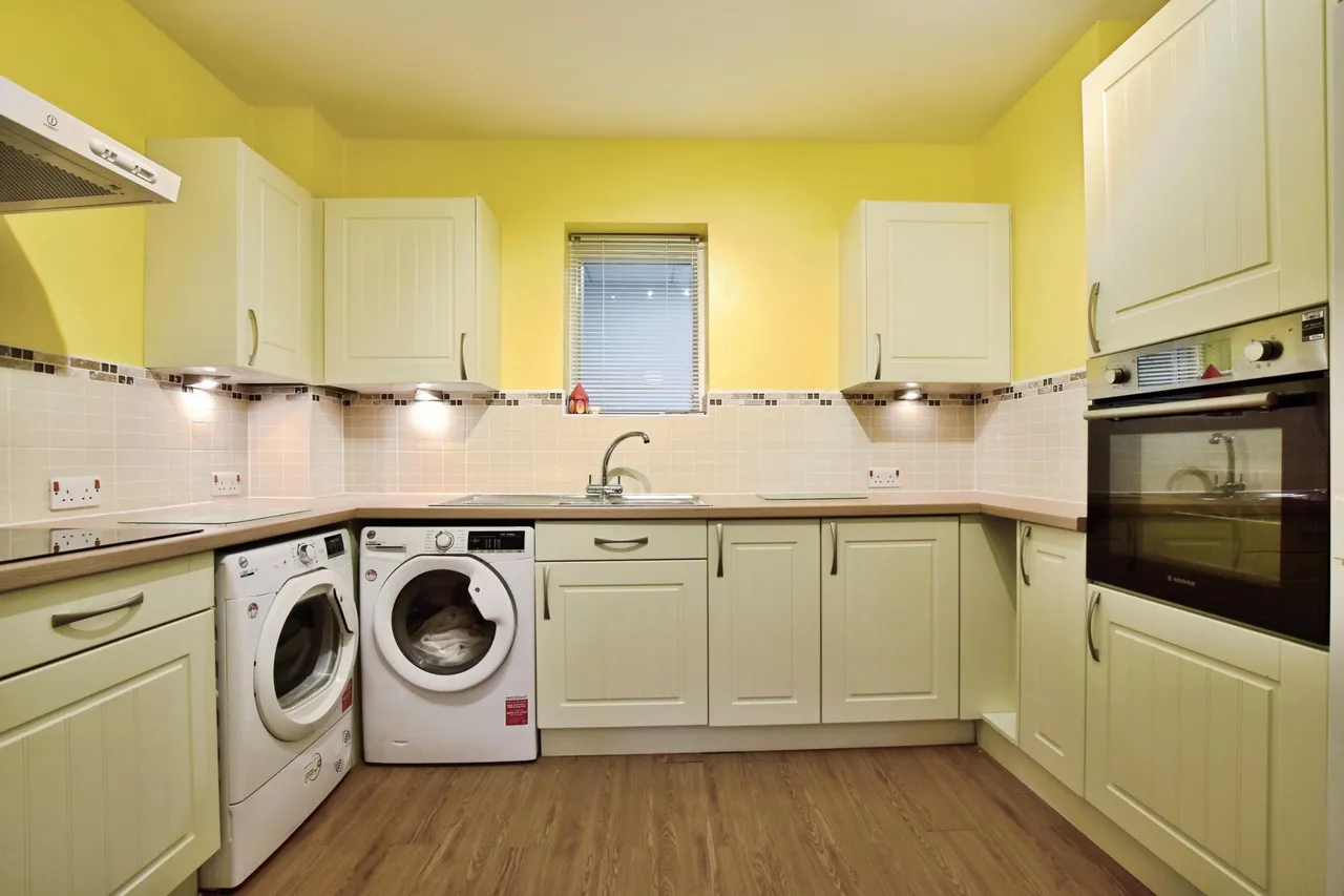 East Road, Middlewich, CW10, photo 6