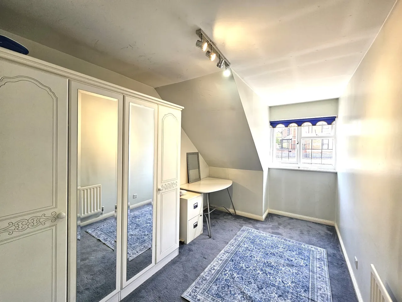 Priory Field Drive, Edgware, HA8, photo 22