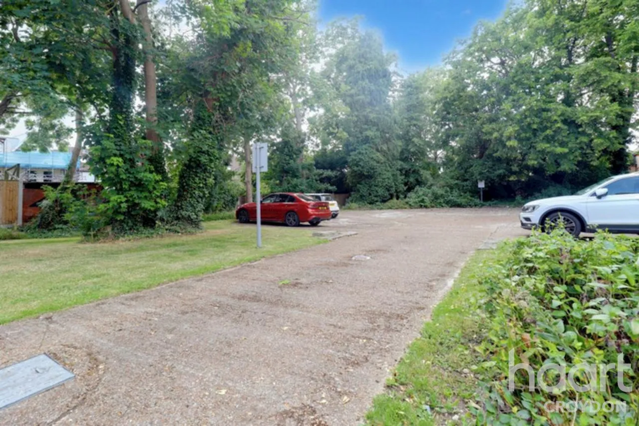 Birdhurst Rise, CR2, photo 7