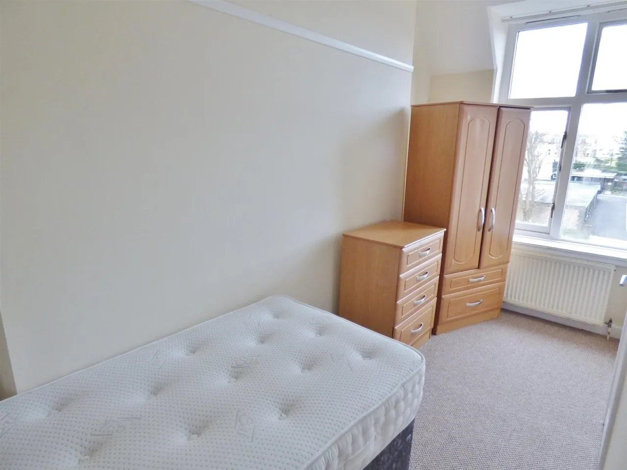 Selborne Place, Littlehampton, photo 5