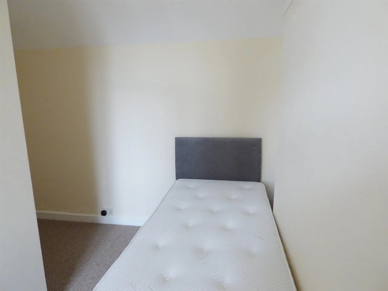 Selborne Place, Littlehampton, photo 17