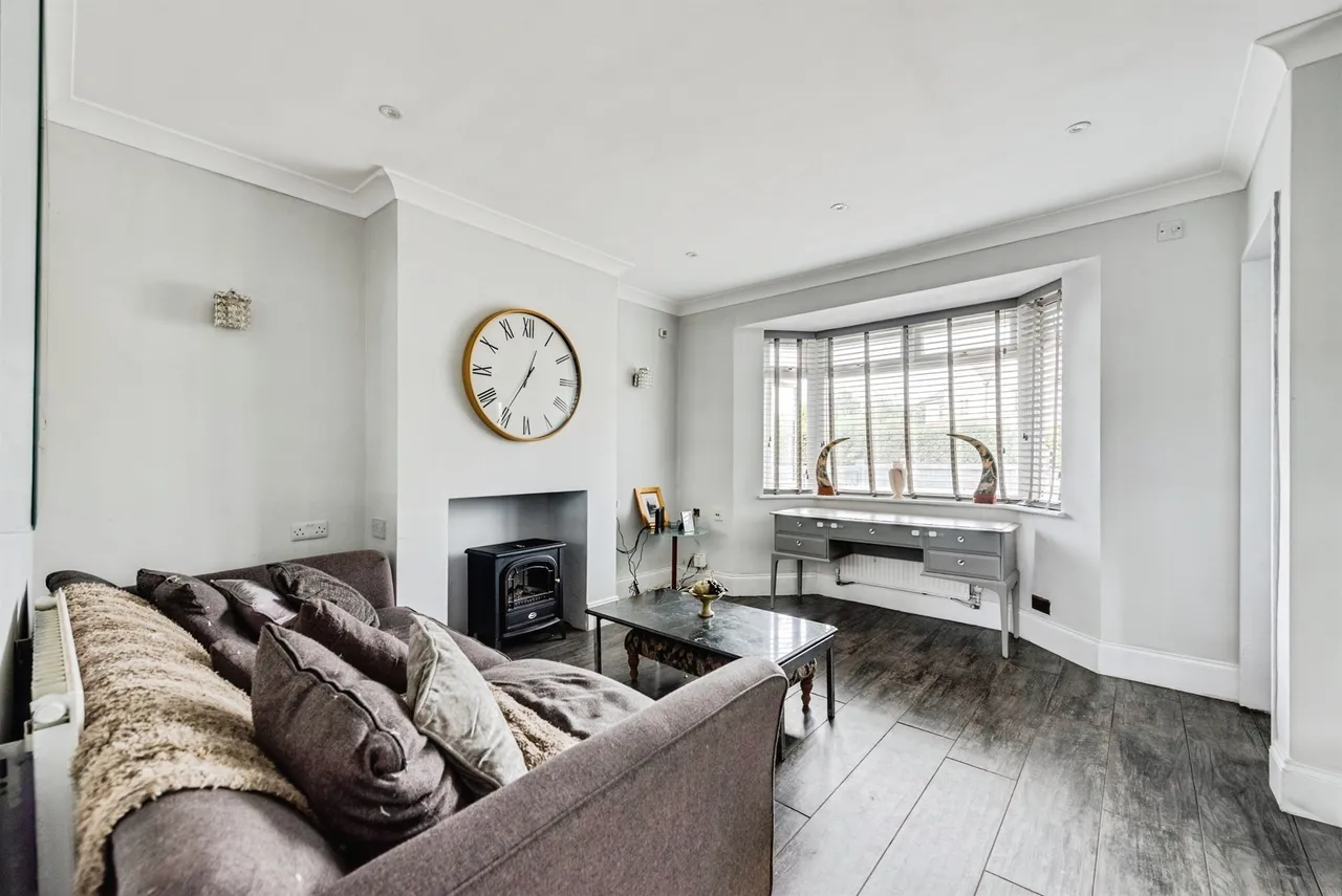 Poplar Avenue, Swindon, SN2, photo 4