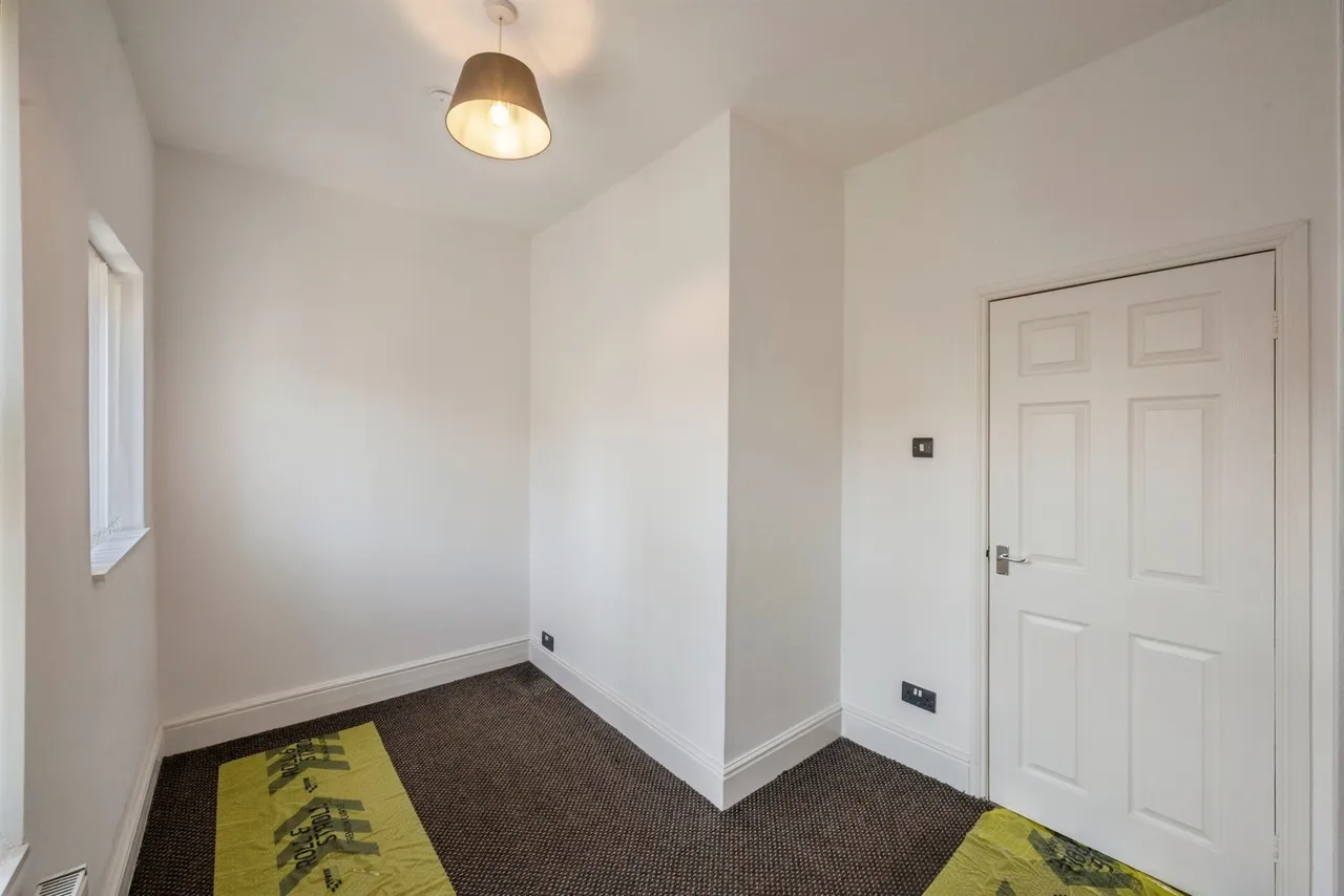 Victoria Road, Mexborough, photo 12