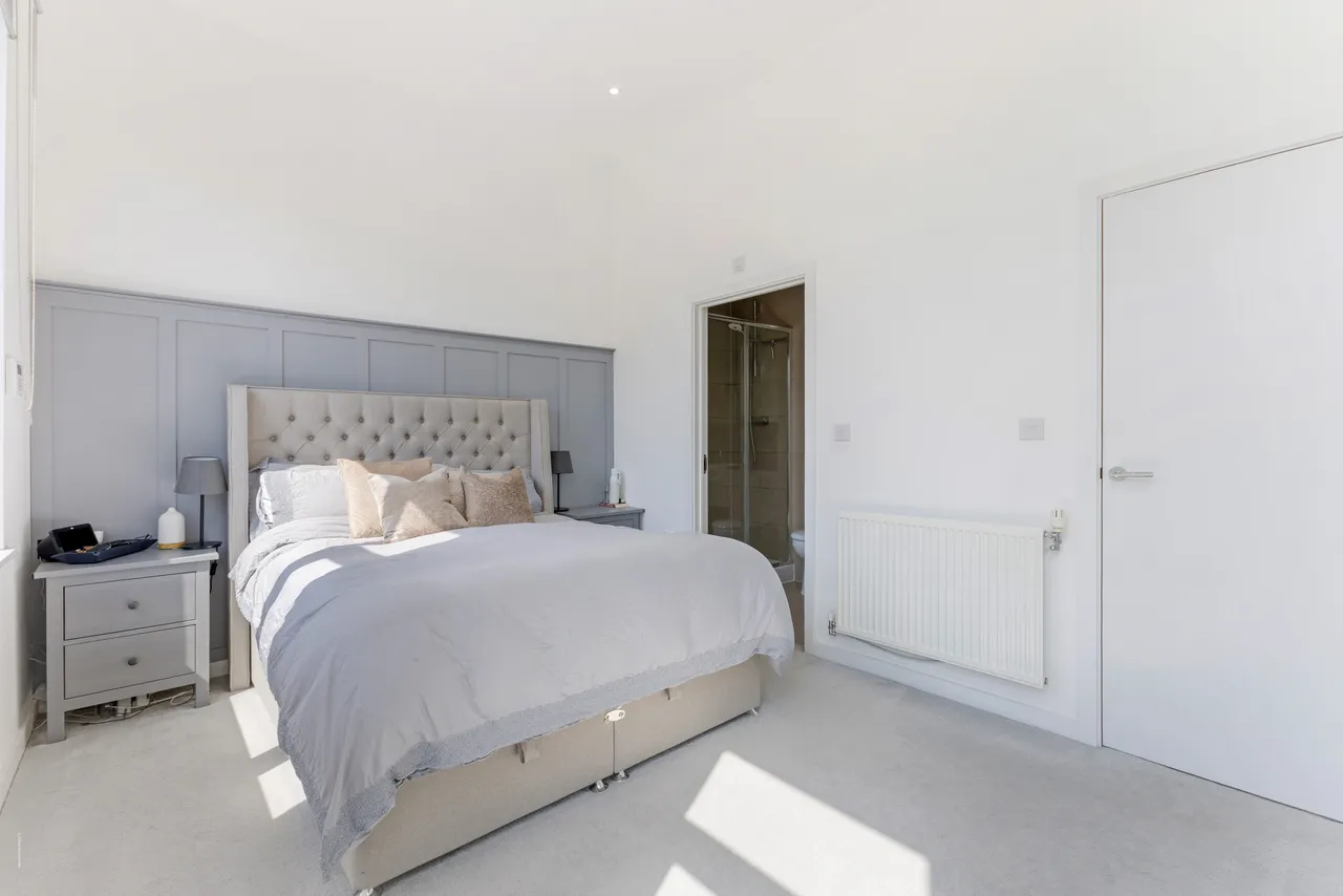 Fry Lane, Edgware, HA8, photo 4