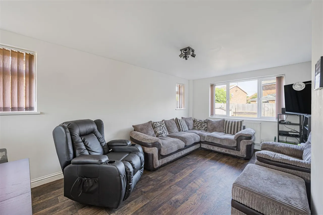 Bodiam Close, Seaford, photo 10