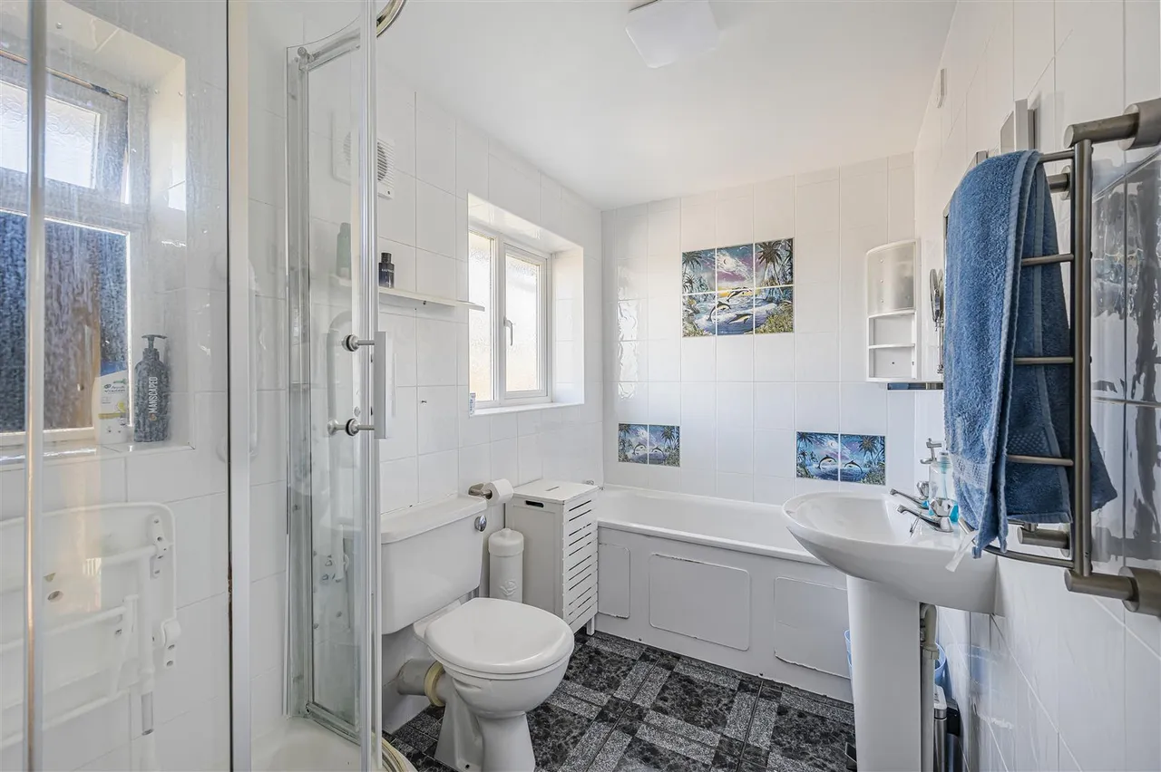 Bodiam Close, Seaford, photo 7