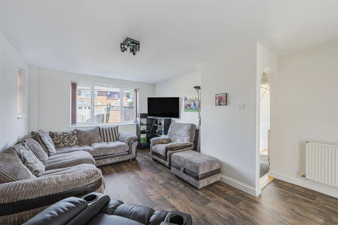 Bodiam Close, Seaford, photo 2