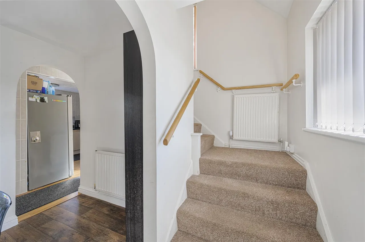 Bodiam Close, Seaford, photo 8